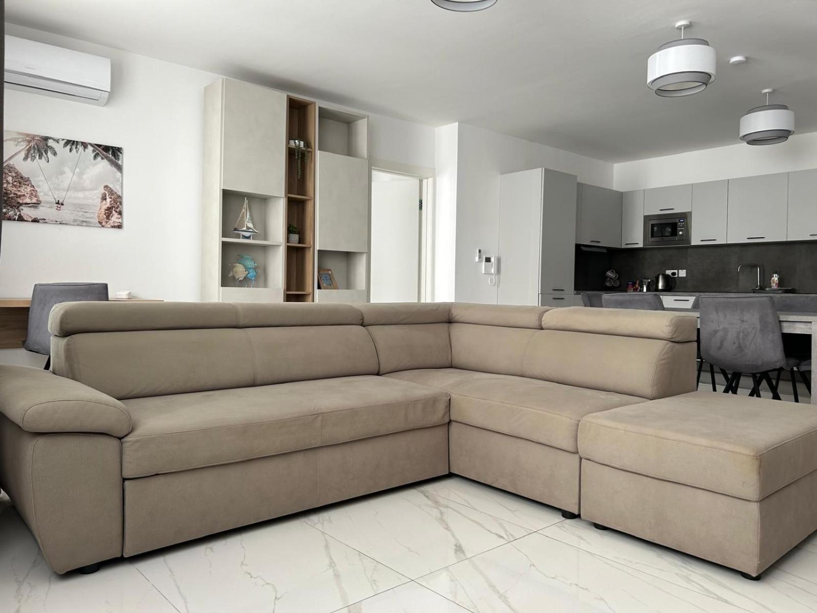 Luxury Two Bedroom With Sofa Bed Sliema, Tigne Point! *
